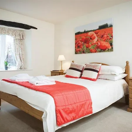 The School House Holiday home Lakeside